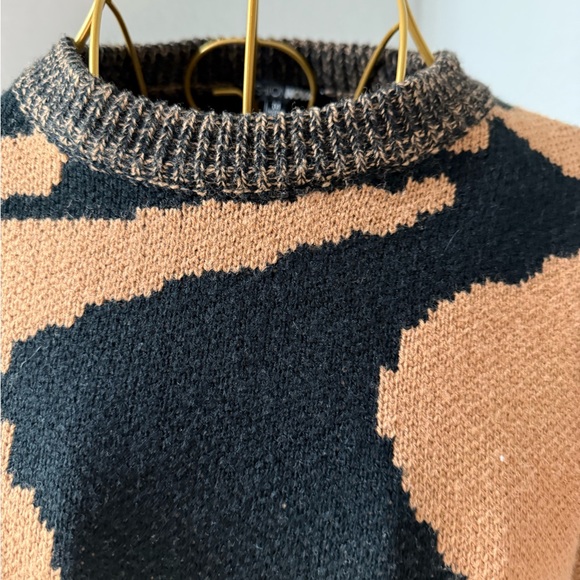 Black Tan Sweater cropped cowl neck pullover sweater top long sleeve tiger - Picture 5 of 9